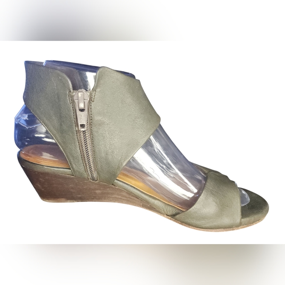 Coclico Wedge Sandals, Womens 36.5 EU (6.5 US) - Picture 6 of 10